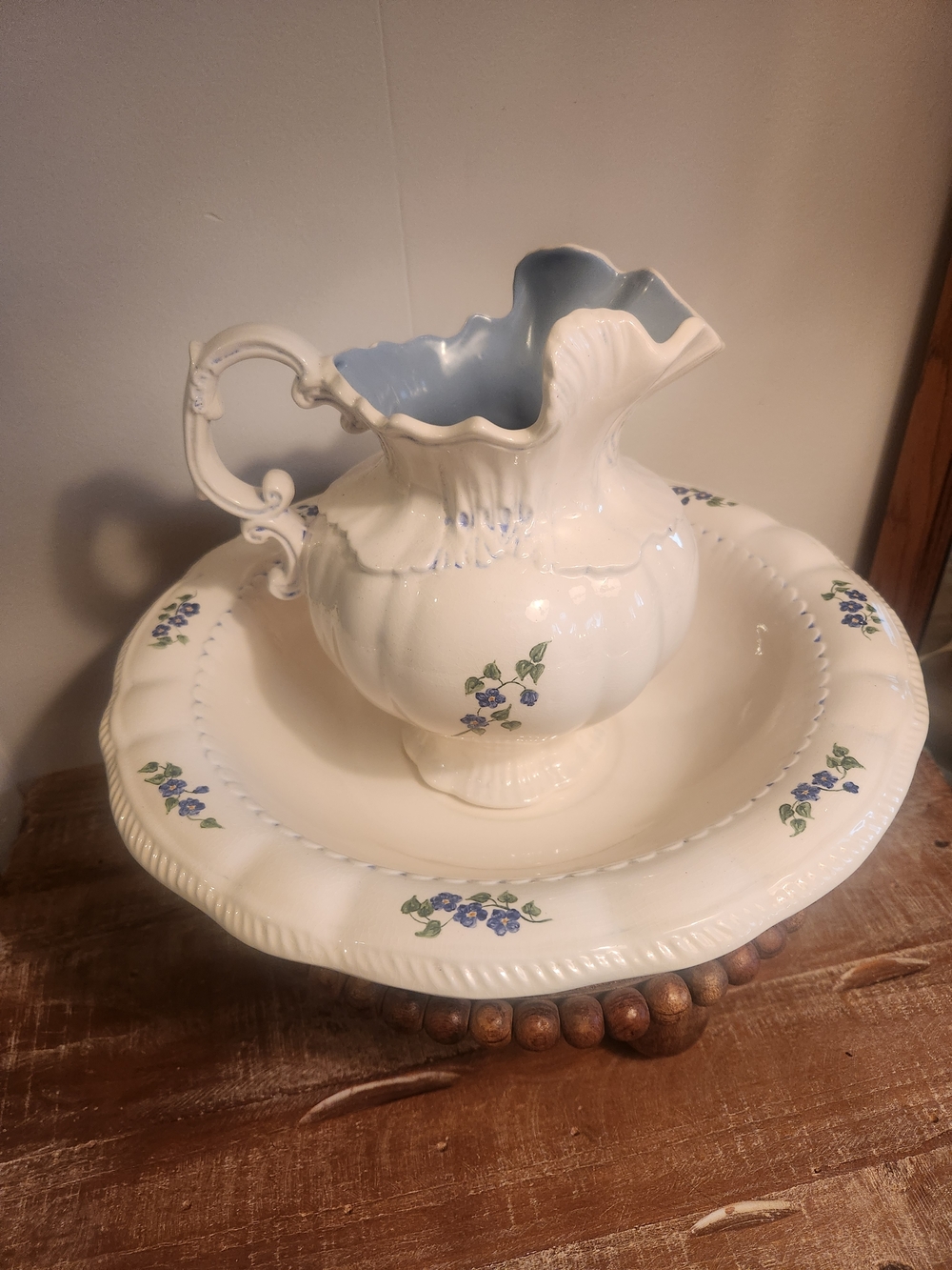 Vintage White Floral Ceramic Pitcher and Basin Set - Blue Accent